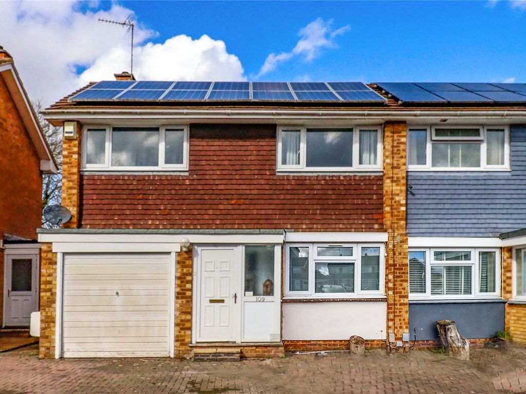 3 bed semidetached house for sale in Duchess Way, Upper Stratton, Swindon, Wiltshire SN2 Zoopla