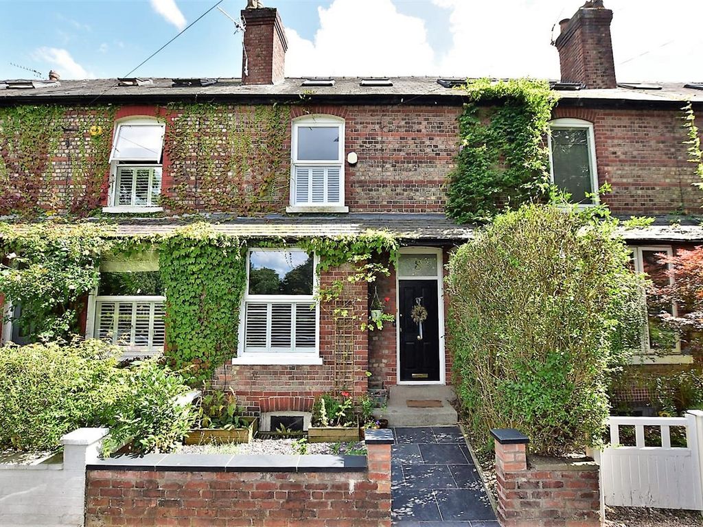 3 bed terraced house for sale in Perrygate Avenue, West Didsbury