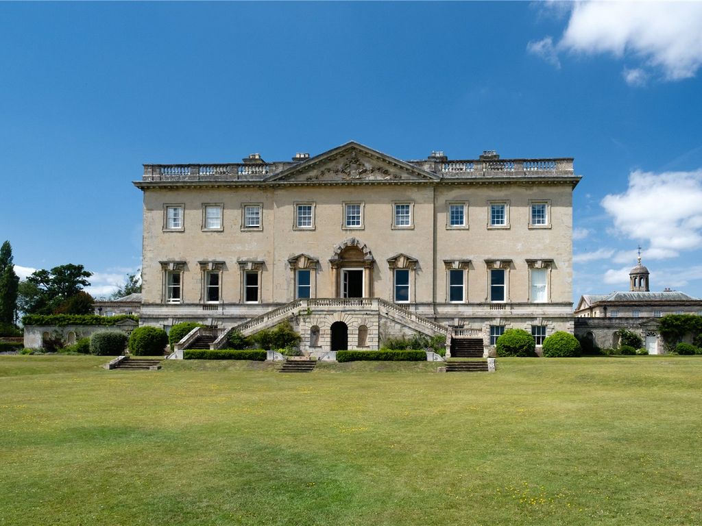 10 bed detached house to rent in Kirtlington Park, Kirtlington