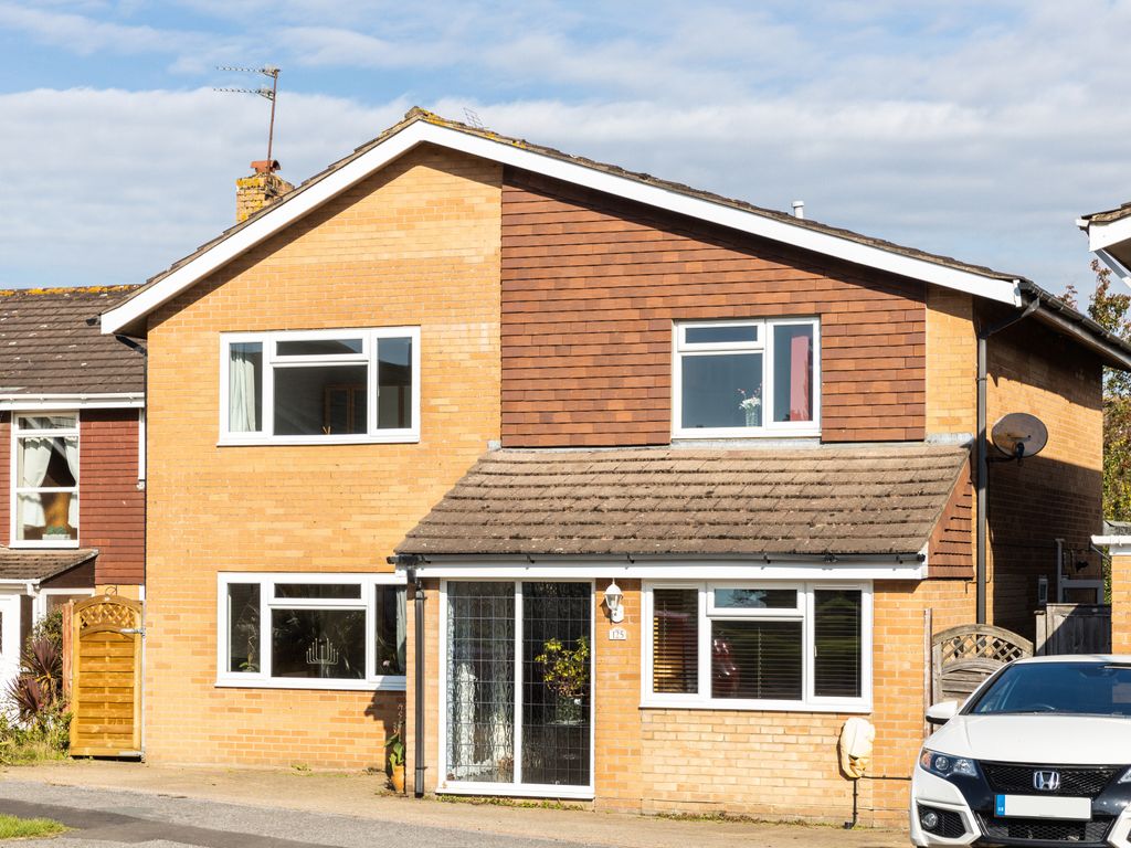 5 bed detached house for sale in Lambs Farm Road, Horsham RH12 Zoopla