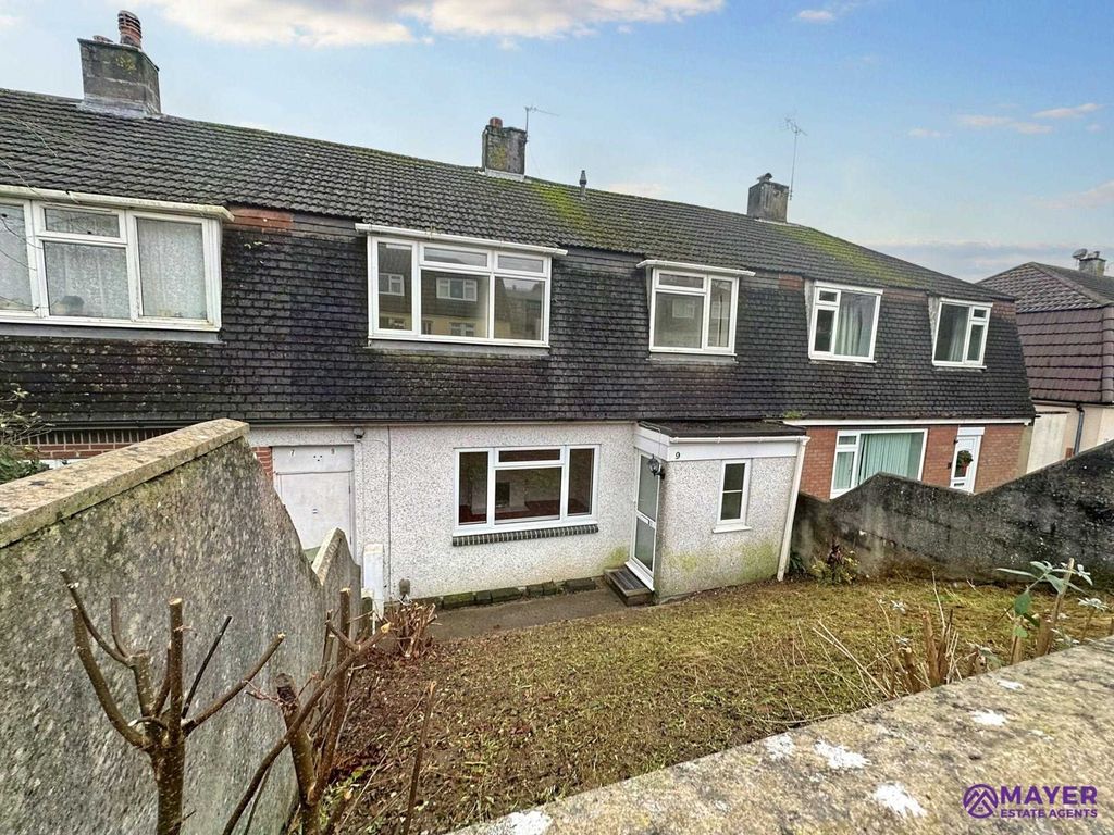 4 bed terraced house for sale in Newcastle Gardens, Plymouth PL5, £