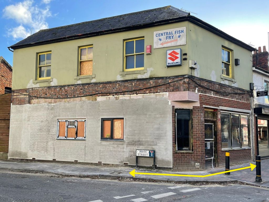 Commercial property for sale in Fleet Street, Swindon SN1, £70,000 Zoopla