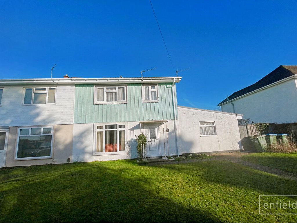3 bed semidetached house for sale in Valentine Avenue, Southampton