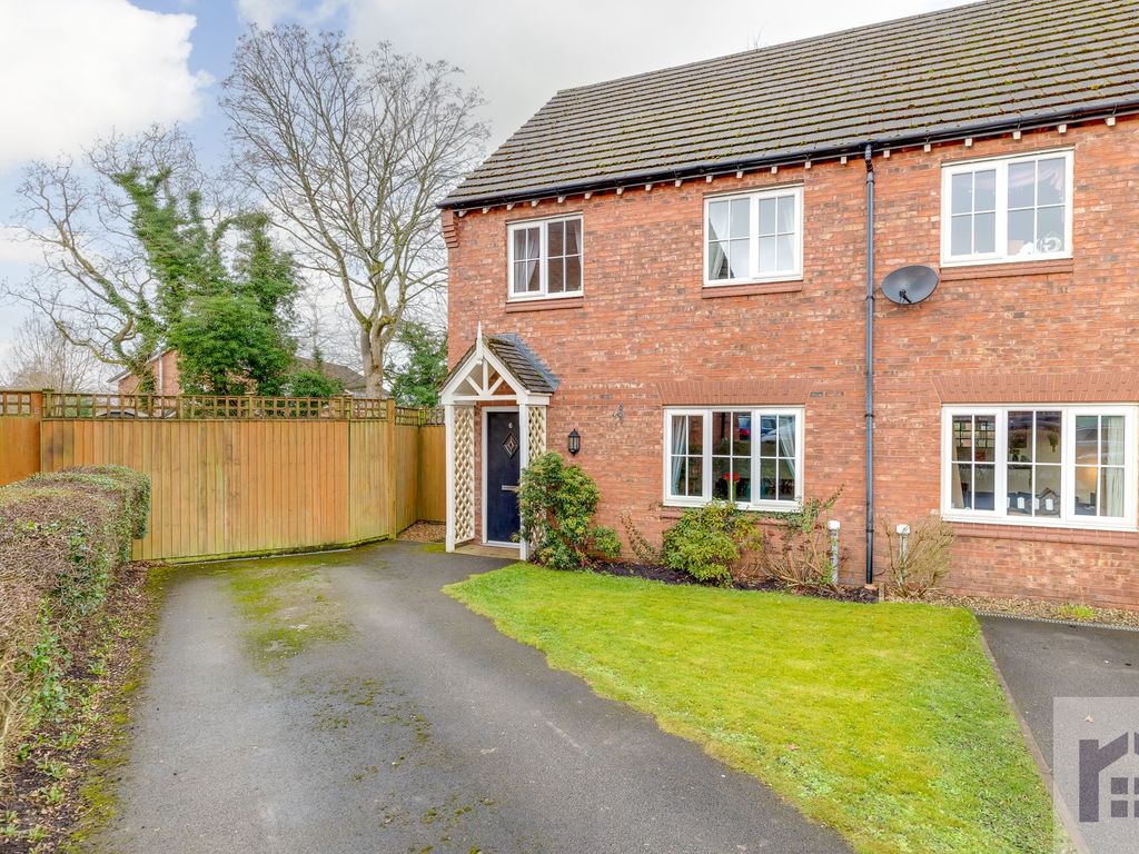 3 bed semidetached house for sale in Cherry Tree Close, Charnock