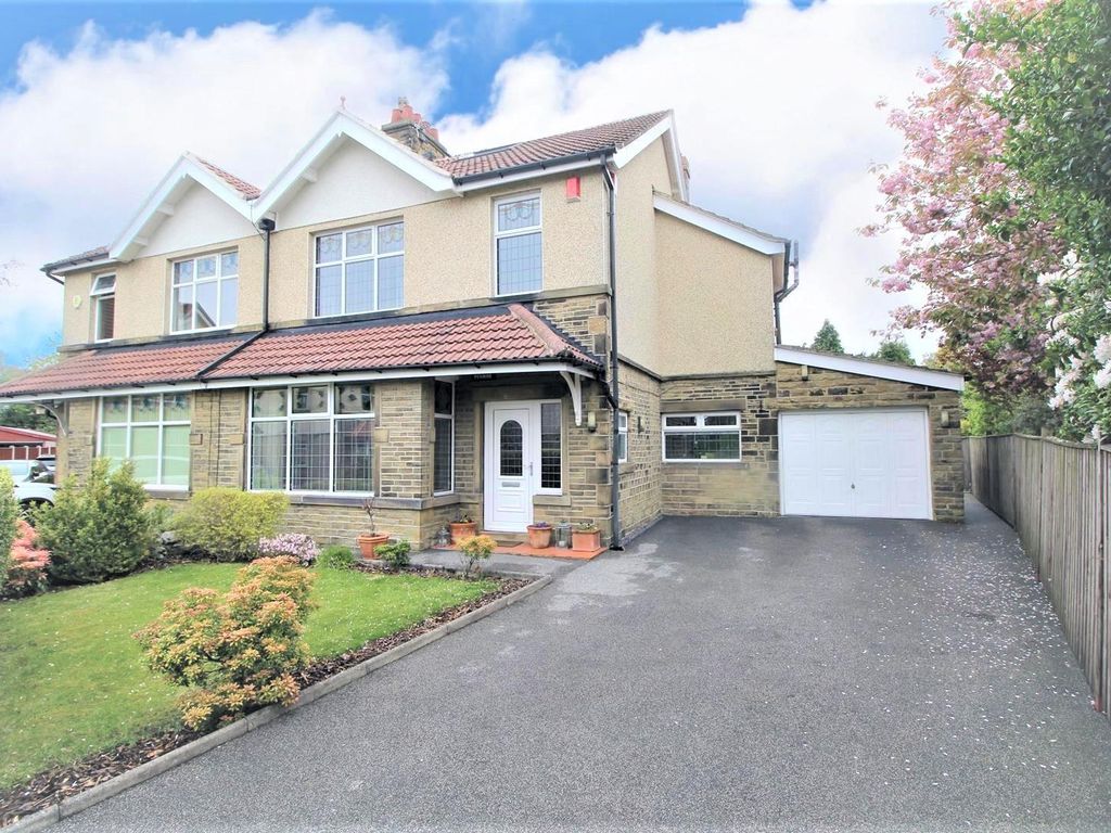 Somerville Avenue, Bradford BD6