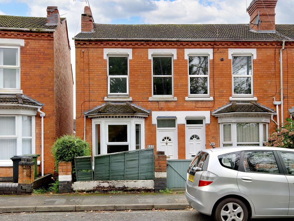 3 bed terraced house for sale in Wylds Lane, Worcester WR5, £170,000