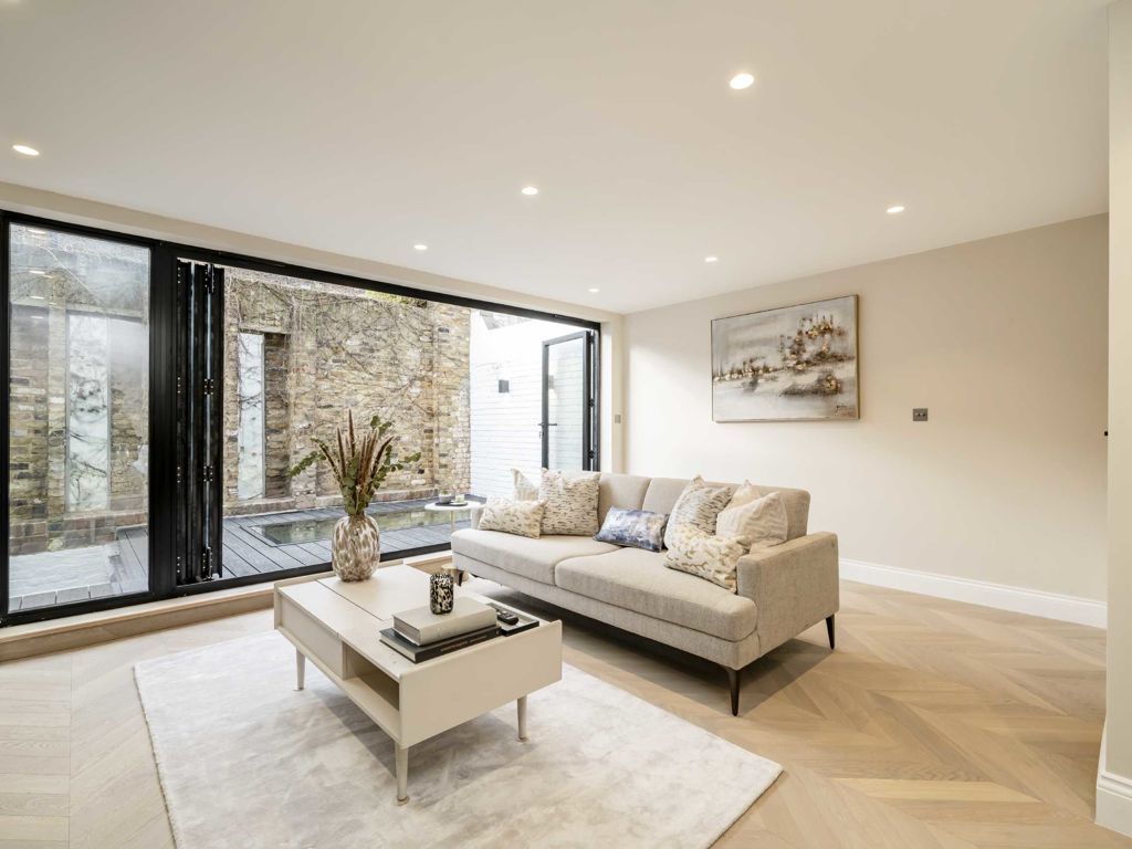 3 bed property for sale in Waldron Mews, London SW3, £3,750,000 Zoopla