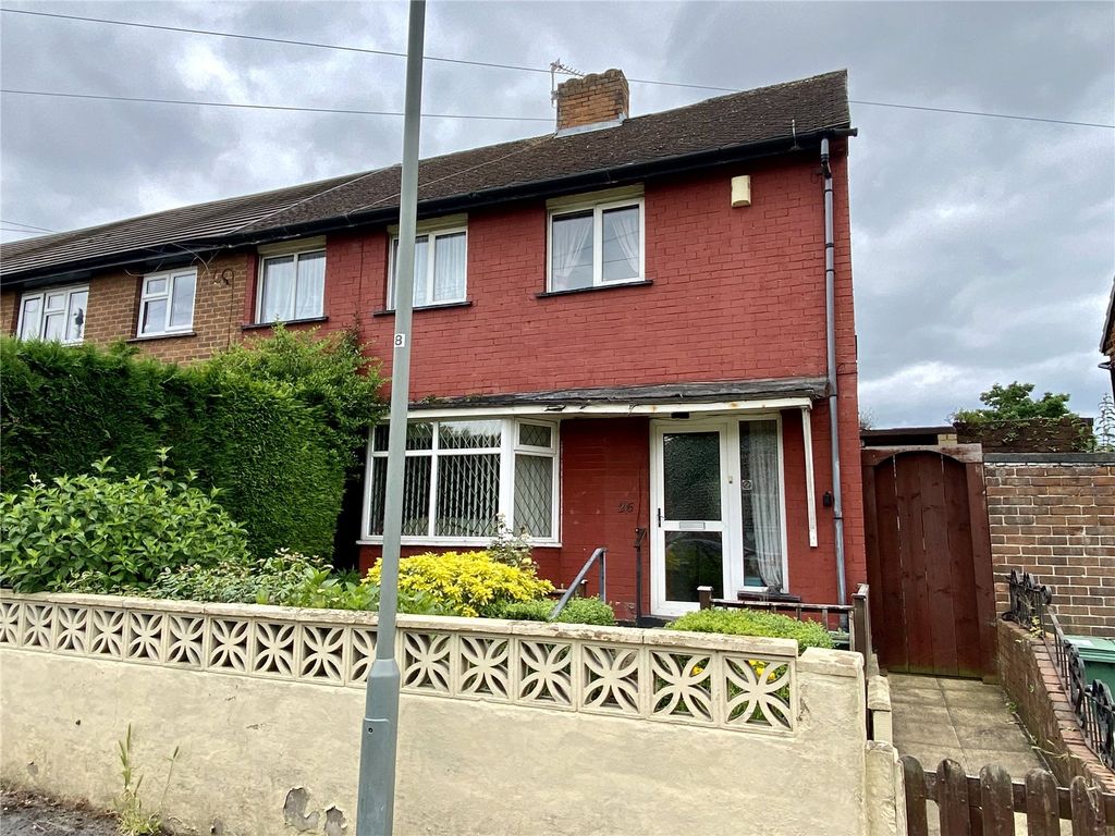 4 bed terraced house for sale in Princess Crescent, Chickenley