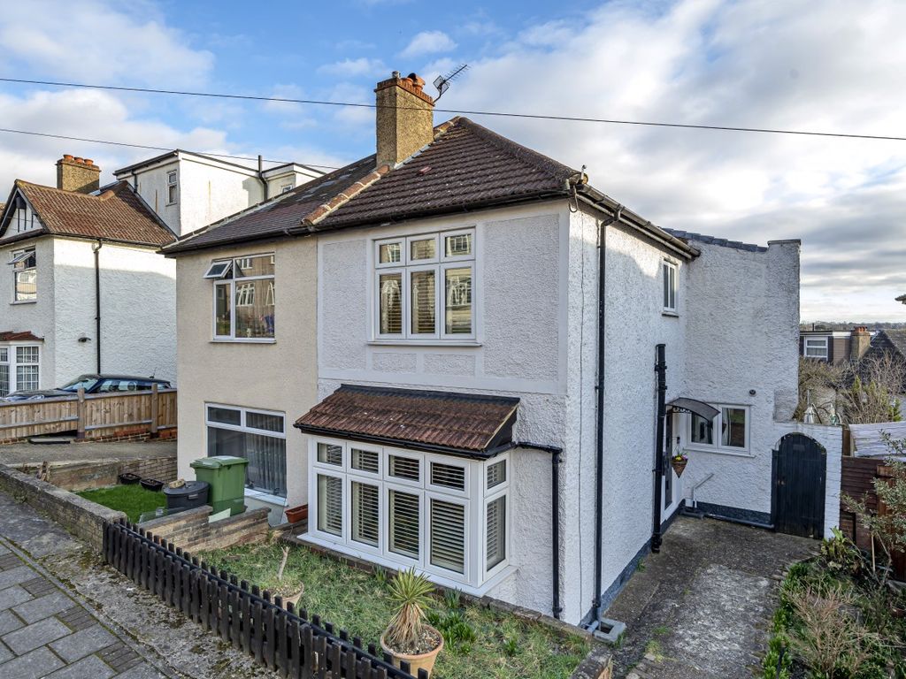 3 bed semidetached house for sale in Kynaston Road, Bromley BR1 Zoopla