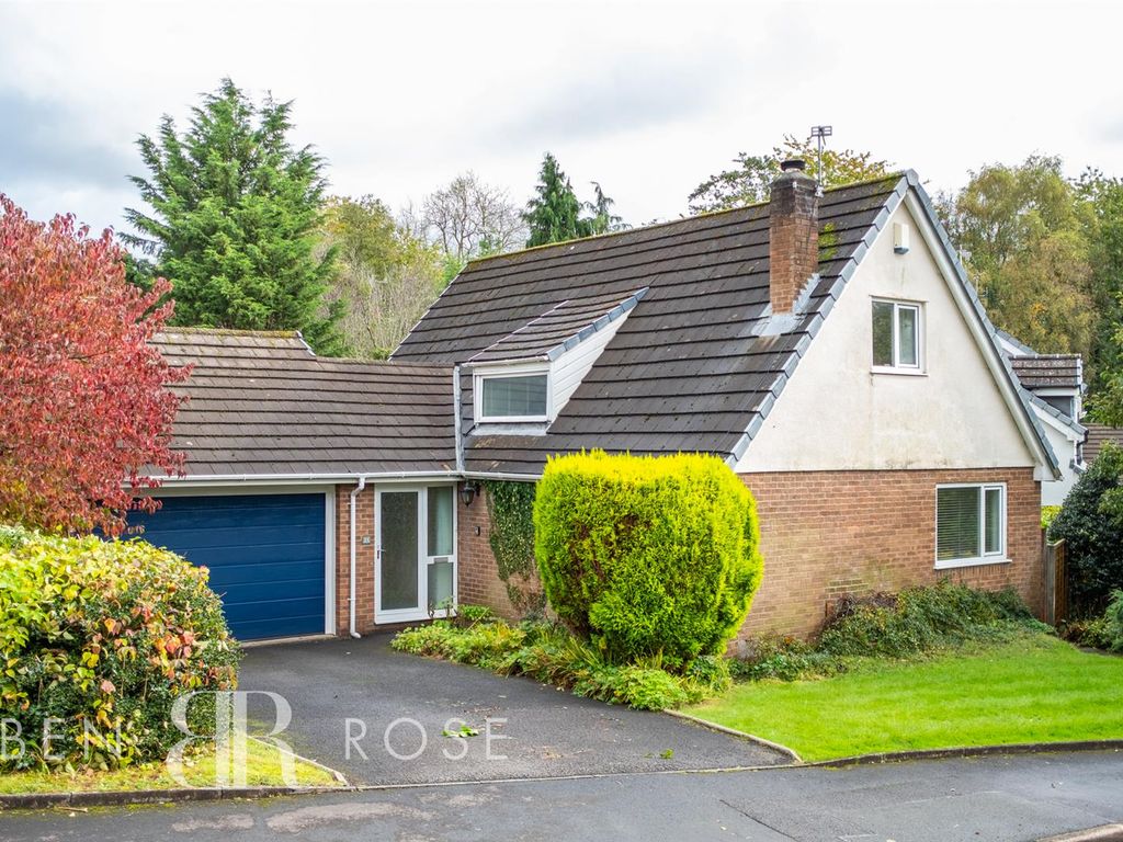 3 bed detached bungalow for sale in Long Copse, Chorley PR7, £324,995