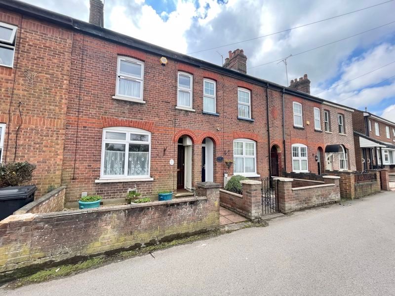 3 bed terraced house for sale in Englands Lane, Dunstable LU5 Zoopla