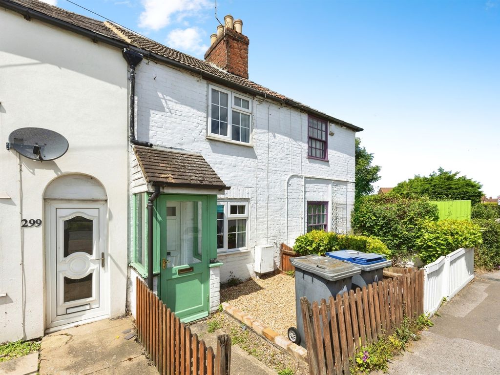 2 bed semidetached house for sale in Sturry Road, Canterbury CT1, £