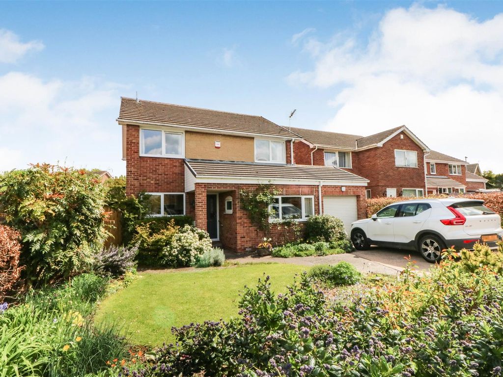 4 bed detached house for sale in Marsala Walk, Darfield, Barnsley S73