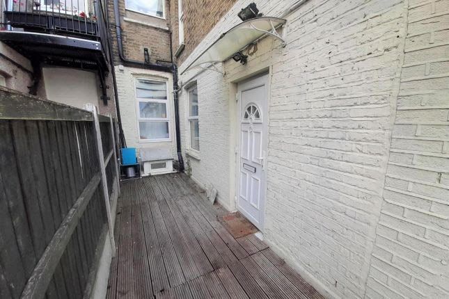 Lea Bridge Road, Walthamstow E10  