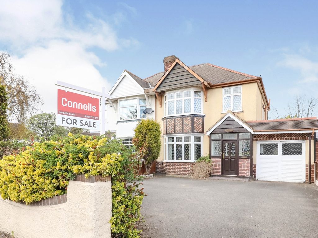 3 bed semidetached house for sale in Lichfield Road, Wednesfield