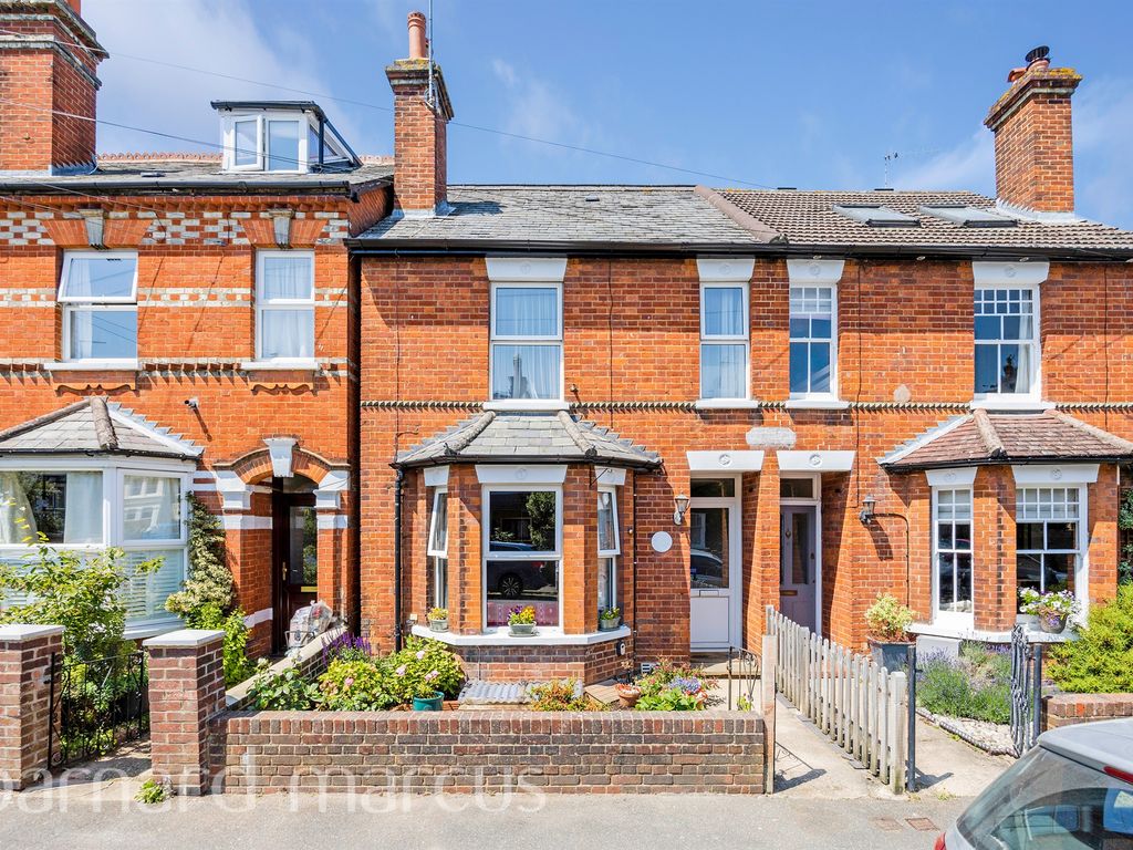 3 bed semidetached house for sale in Hart Road, Dorking RH4, £575,000