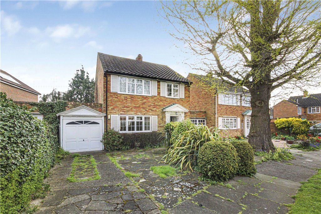 3 bed detached house for sale in Kenton Avenue, SunburyOnThames, Surrey TW16 Zoopla