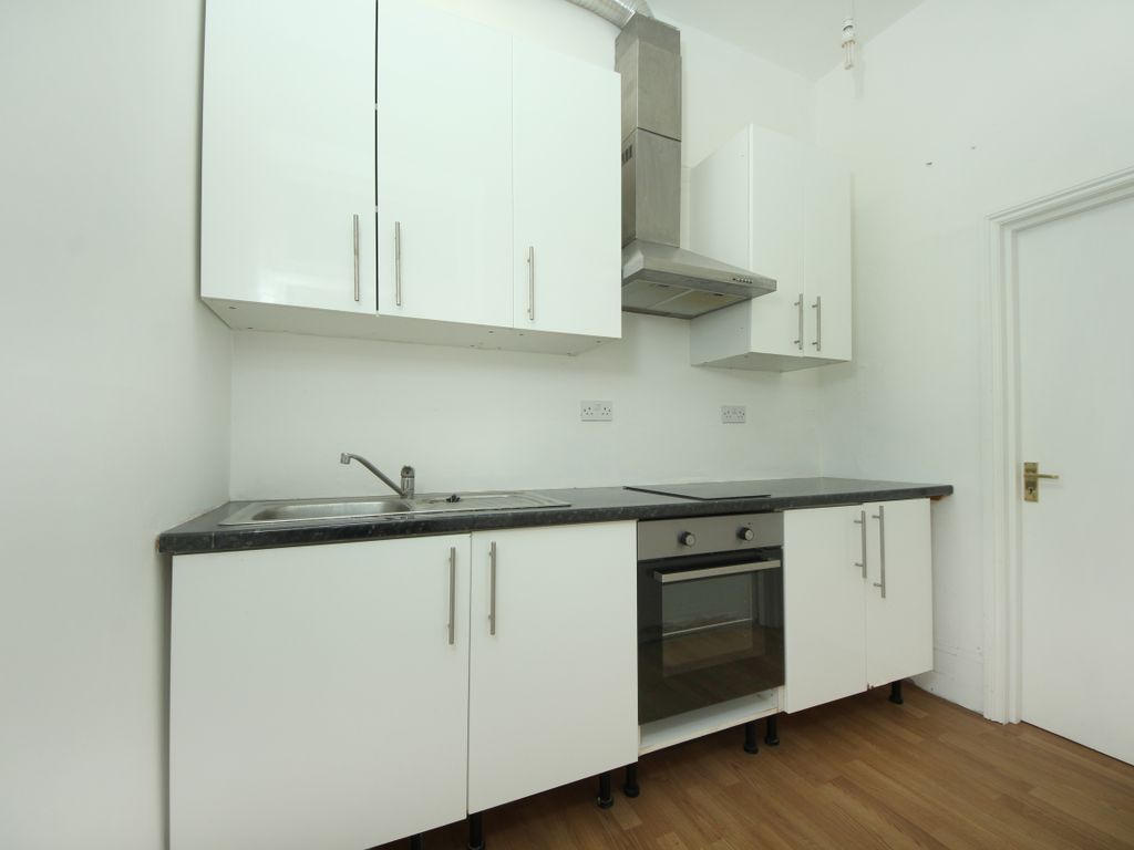 Studio to rent in Uxbridge Road, London W3 Zoopla