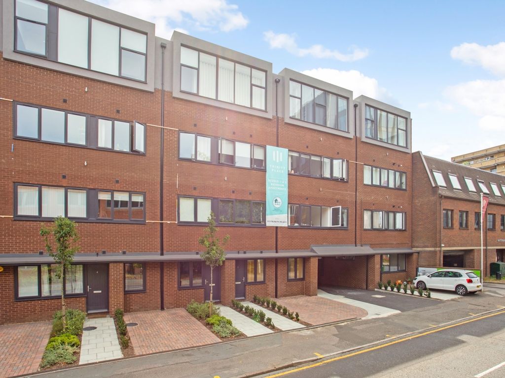 1 bed flat to rent in Chertsey Road, Woking GU21 Zoopla