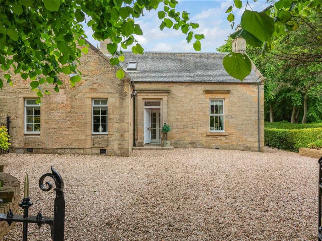 4 bed detached house for sale in Redding Road, Reddingmuirhead, Falkirk