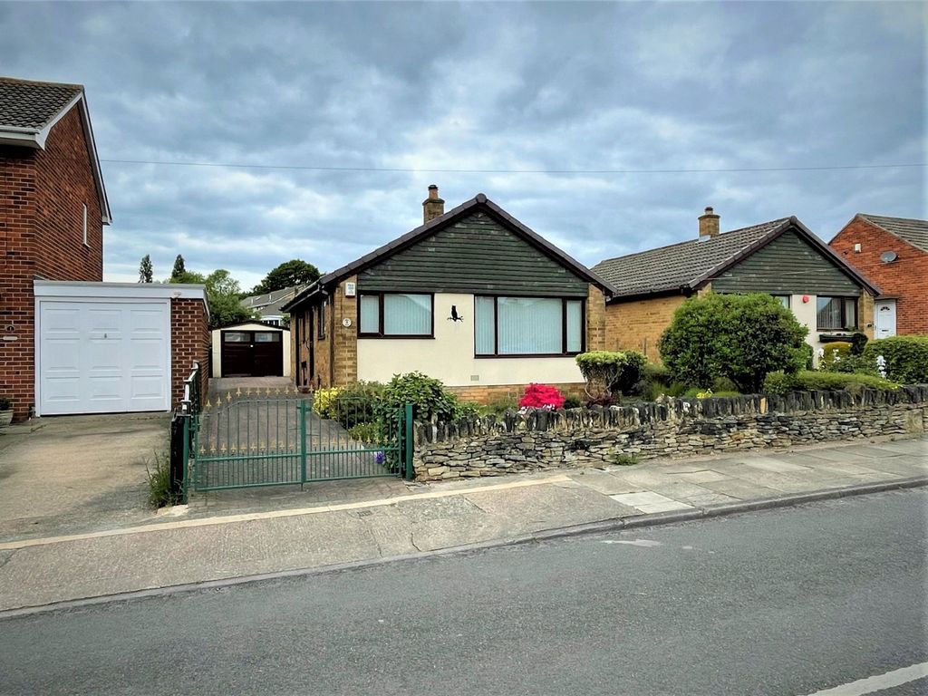 2 bed bungalow for sale in South Parade, Ossett, West Yorkshire WF5