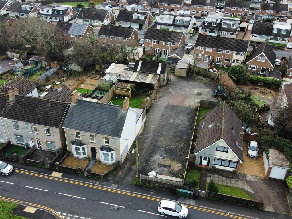 4 bed detached house for sale in Hendre Road, Pencoed, Bridgend CF35, £