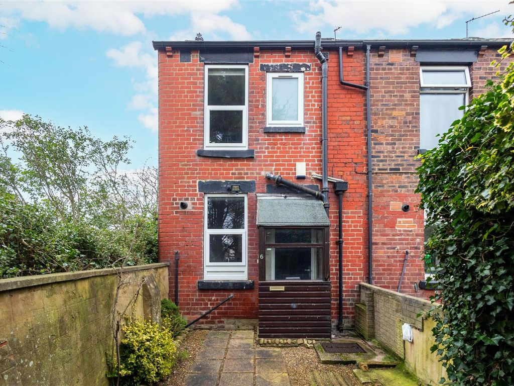 2 bed terraced house for sale in The Mount, Rothwell, Rothwell, Leeds