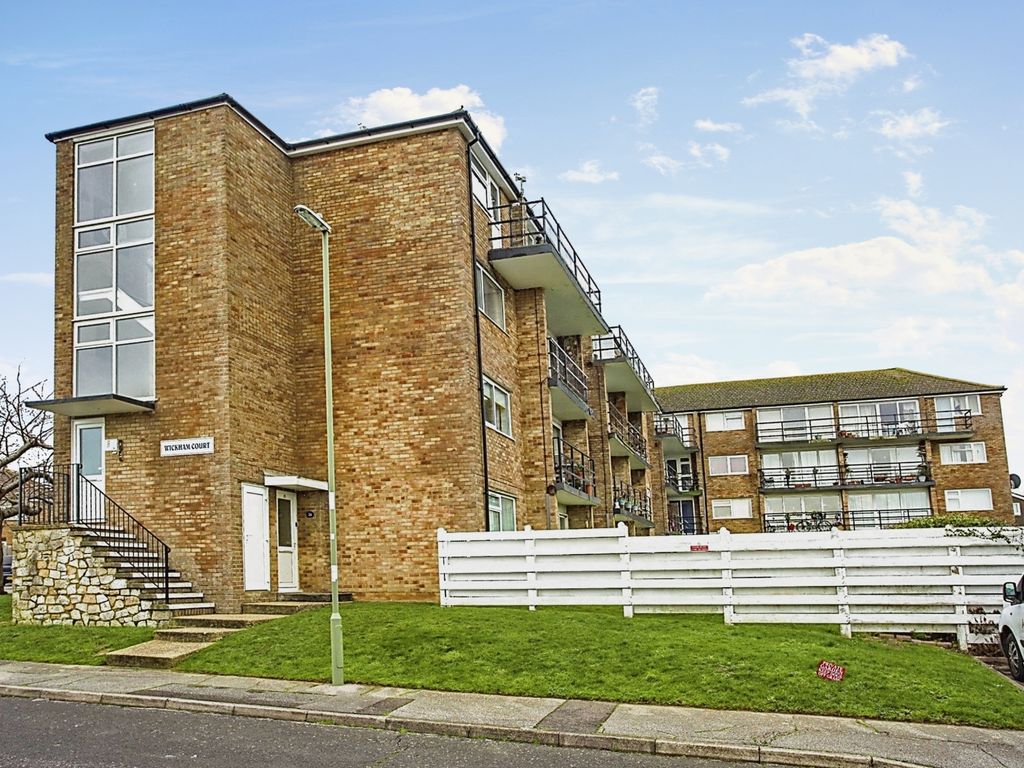 2 bed flat for sale in Gale Moor Avenue, Gosport PO12 Zoopla