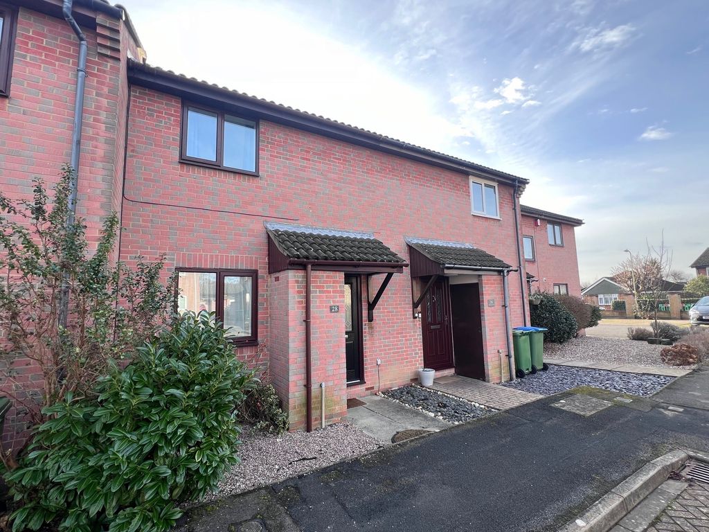 2 bed terraced house to rent in Ascot Close, Titchfield Common, Fareham