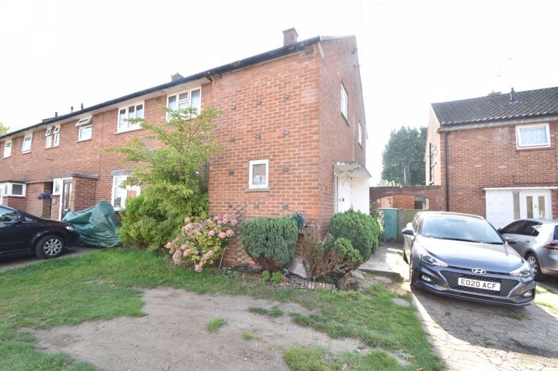 Ferrars Close, Luton LU4  