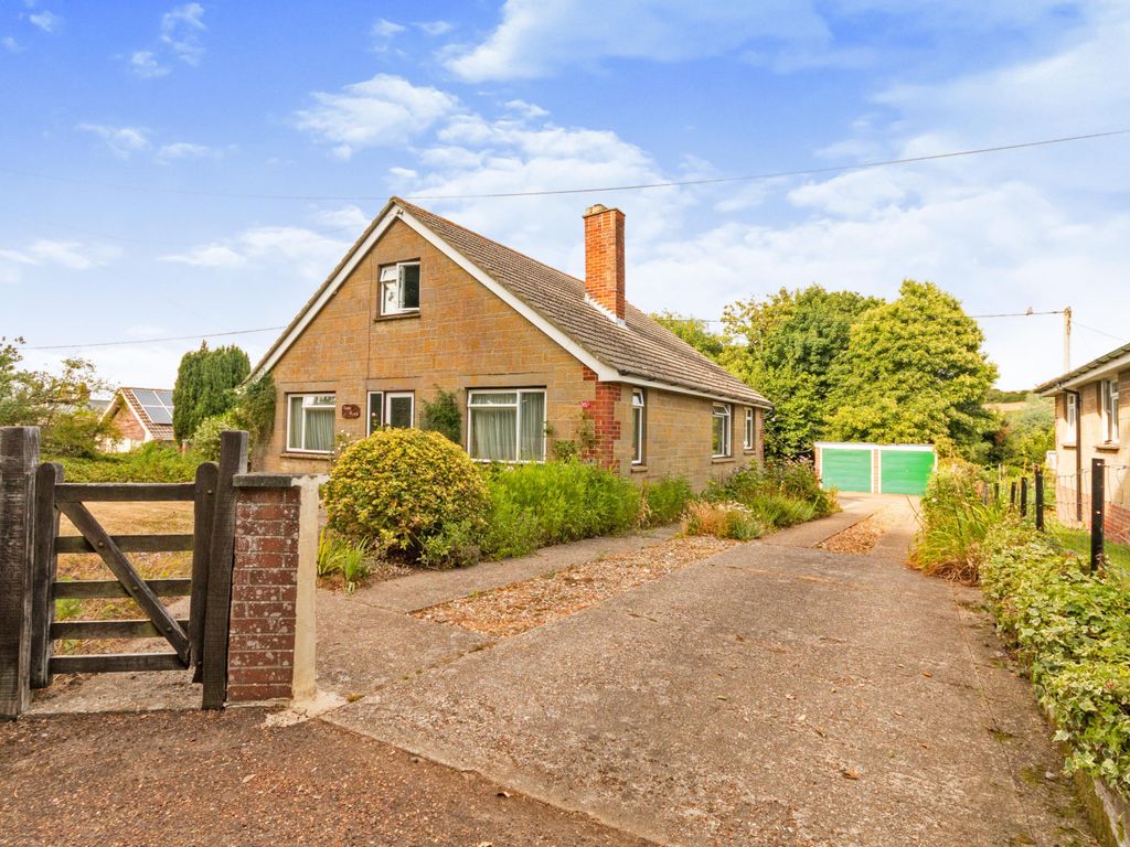 5 bed detached house for sale in Ventnor Road, Whitwell PO38 Zoopla