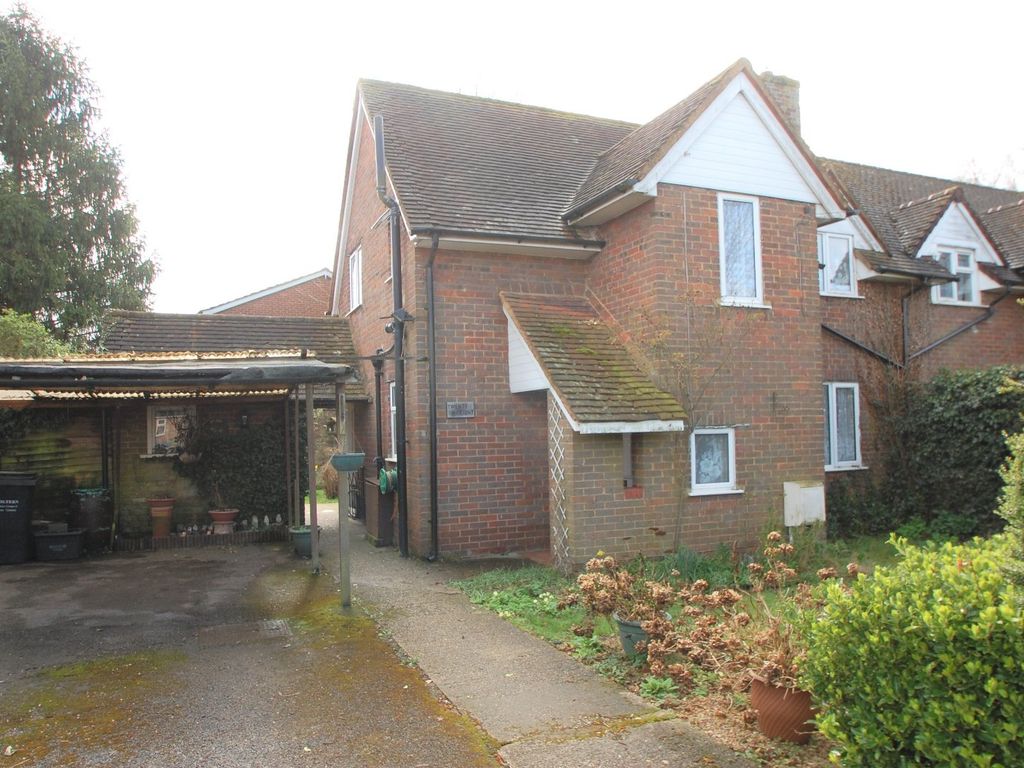 3 bed semidetached house for sale in Narcot Road, Chalfont St. Giles