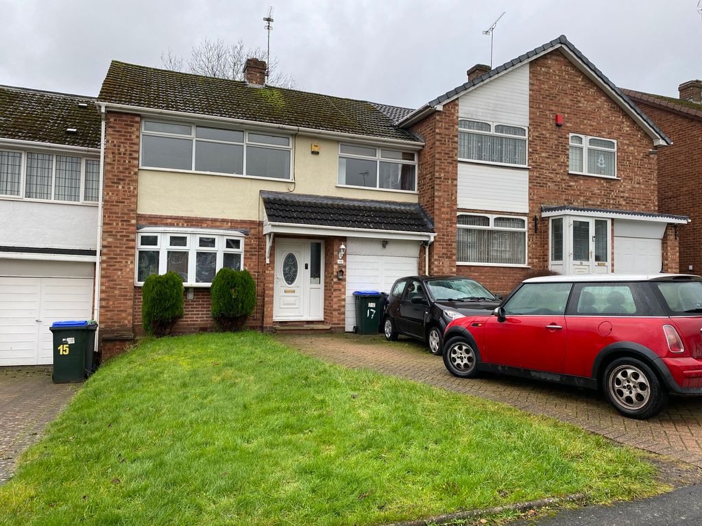 4 bed terraced house for sale in Chatsworth Avenue, Great Barr