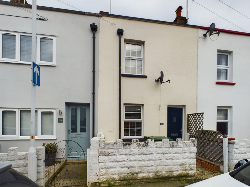 2 bed terraced house to rent in Hermitage Street, Cheltenham GL53, £