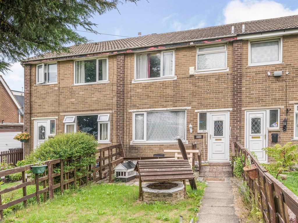 3 bed town house for sale in New Works Road, Low Moor, Bradford BD12