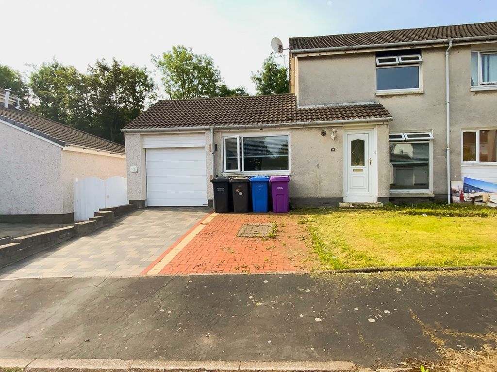 3 bed semidetached house for sale in Sutton Court, Kilwinning KA13, £