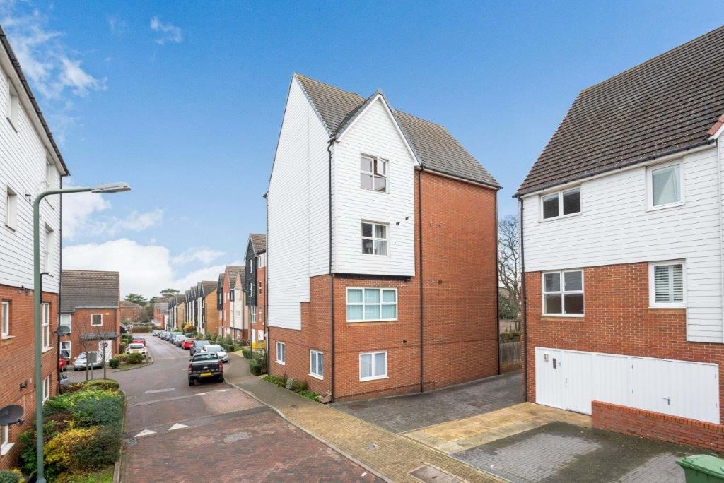 2 bed flat to rent in Cloudeseley Close, Sidcup DA14 Zoopla