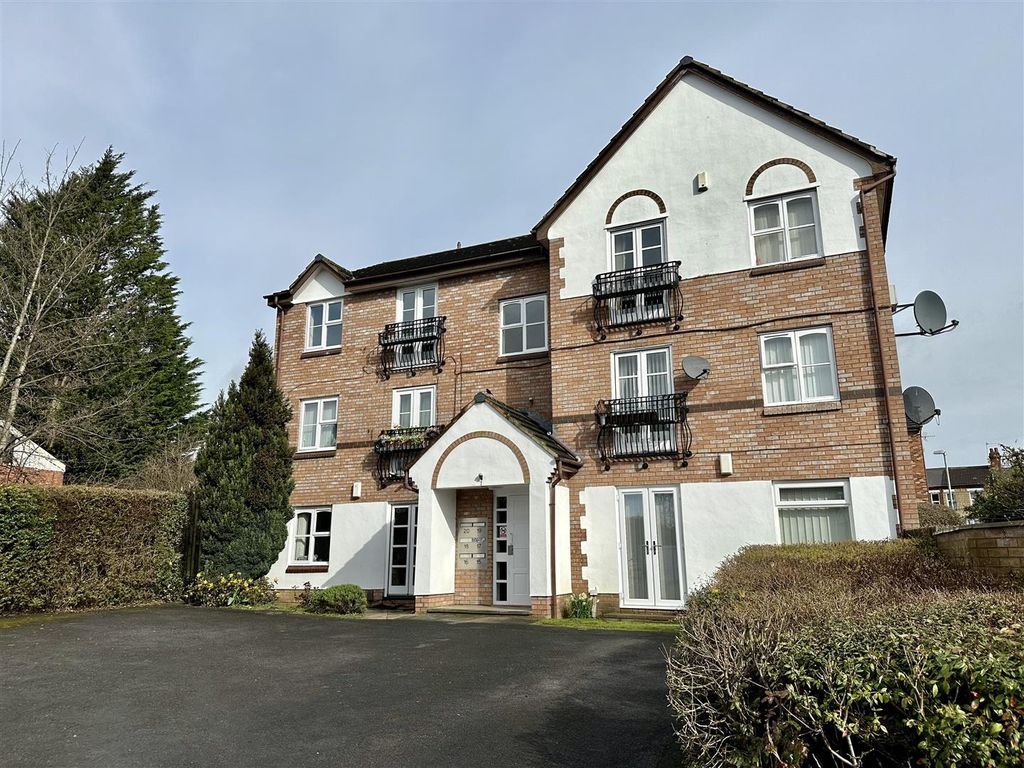 2 bed flat for sale in Marske Grove, Darlington DL3 Zoopla