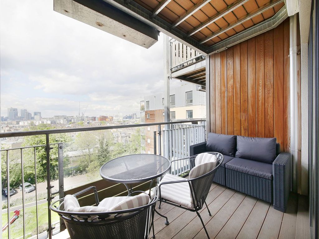 Seren Park Gardens, Blackheath SE3  