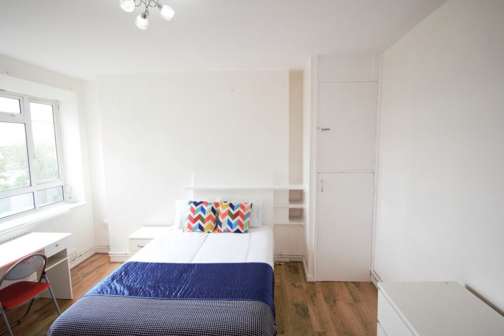 Room to rent in White City Estate, London W12, £1,040 pcm Zoopla