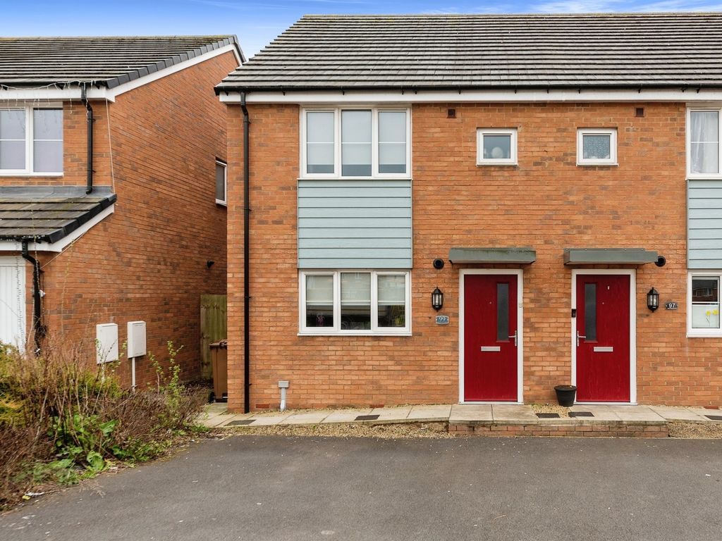 3 bed semidetached house for sale in Oak Wood Drive, Corby NN18 Zoopla