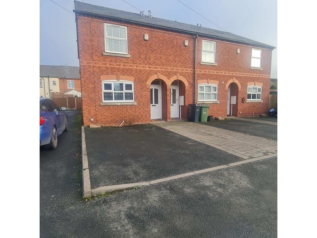 2 bed property to rent in Sutton Street, Wordsley, Stourbridge DY8, £