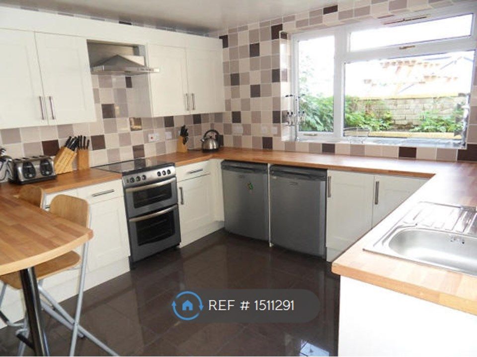 Room to rent in Salisbury Road, Plymouth PL4 Zoopla