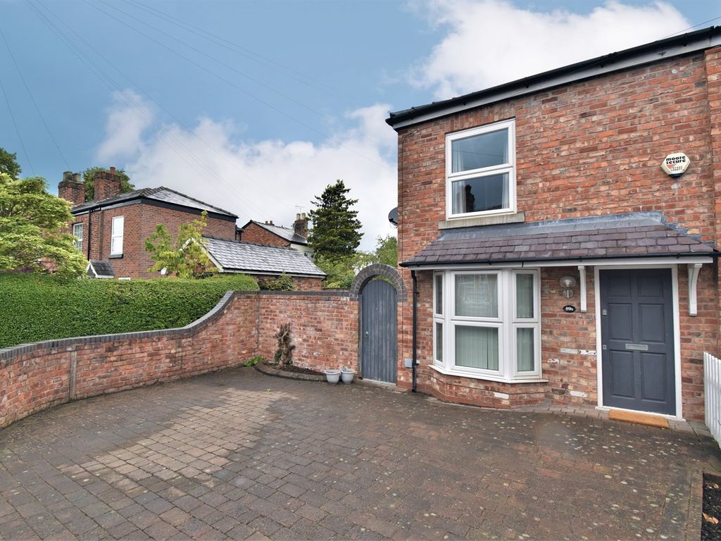 2 bed end terrace house for sale in Heyes Lane, Alderley Edge SK9, £