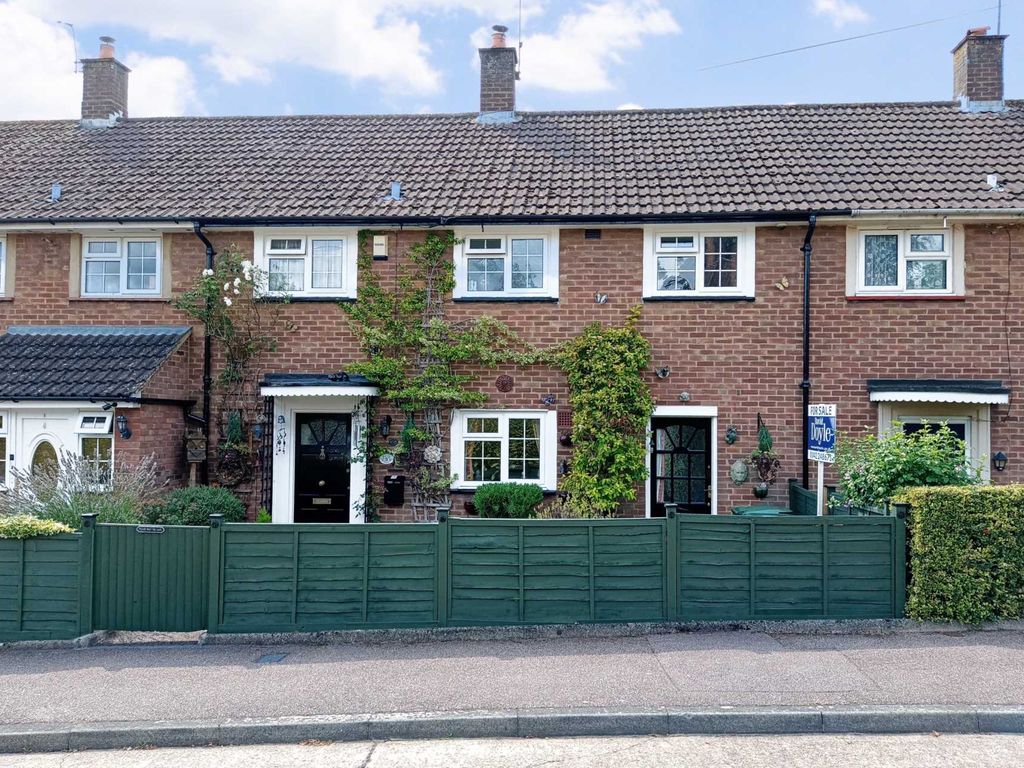 3 bed property for sale in White Hill, Chaulden HP1, £469,995 Zoopla