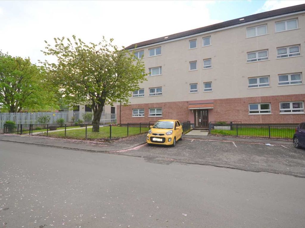 3 bed flat for sale in Ardnahoe Avenue, Toryglen, Glasgow G42 Zoopla
