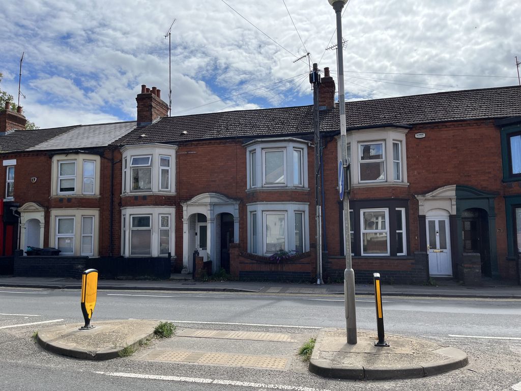 3 bed property for sale in 67 Spencer Bridge Road, Northampton