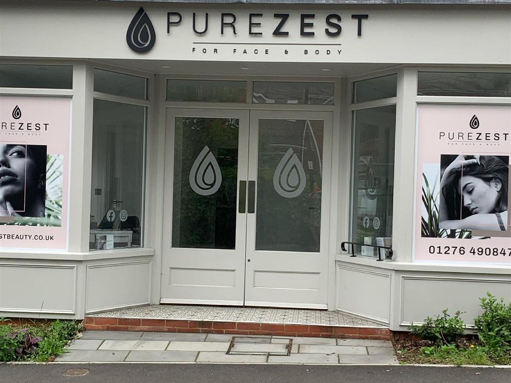 Retail premises for sale in Updown Hill, Windlesham GU20, £50,000 Zoopla