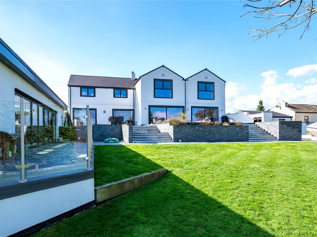 4 bed detached house for sale in Carr Lane, Middlestown, Wakefield