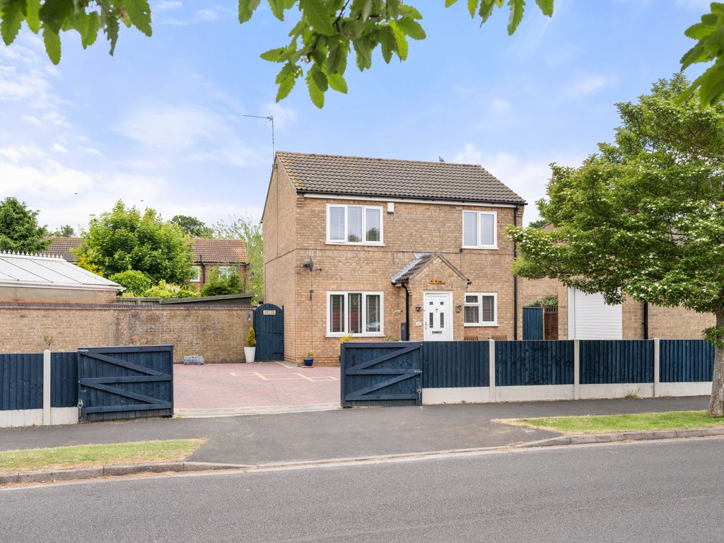 3 bed detached house for sale in Richmond Drive, Skegness PE25 Zoopla